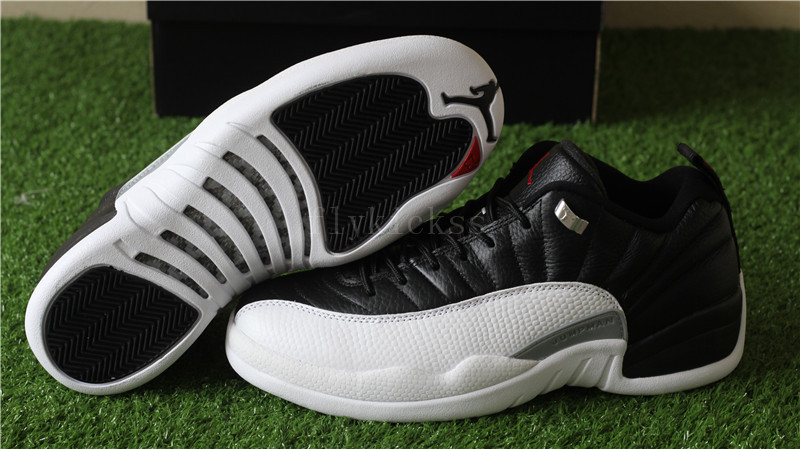 Air Jordan 12 Low Playoff